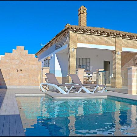 Chalet Penuelas Con Piscina Кониль-де-ла-Фронтера Экстерьер фото