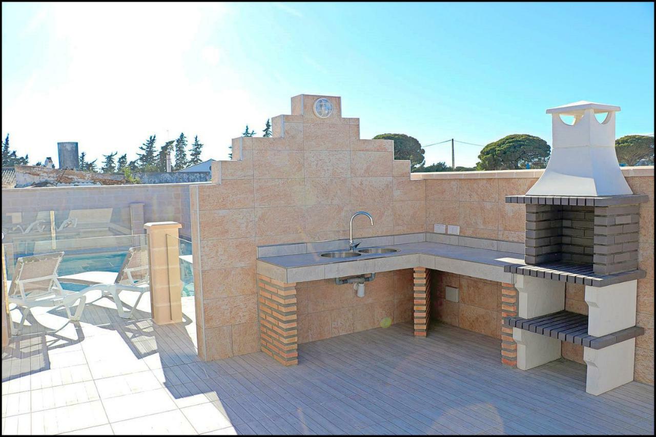 Chalet Penuelas Con Piscina Кониль-де-ла-Фронтера Экстерьер фото