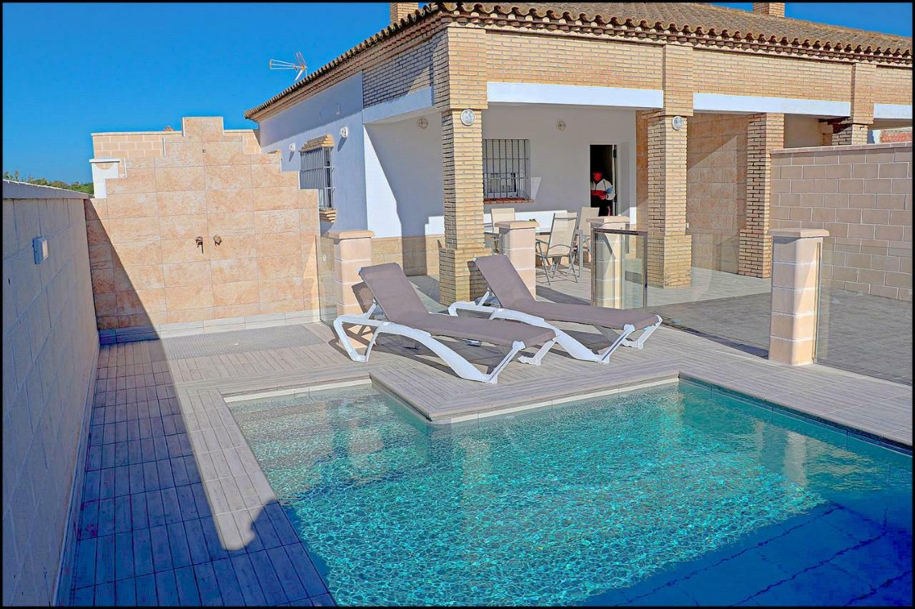 Chalet Penuelas Con Piscina Кониль-де-ла-Фронтера Экстерьер фото